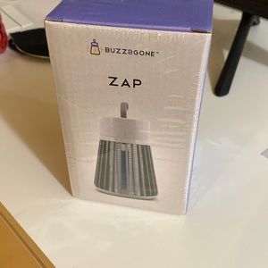 Buzz B Gone Zap USB Plug Bug Zapper 360° Mosquito Killer Trap LED Light Portable